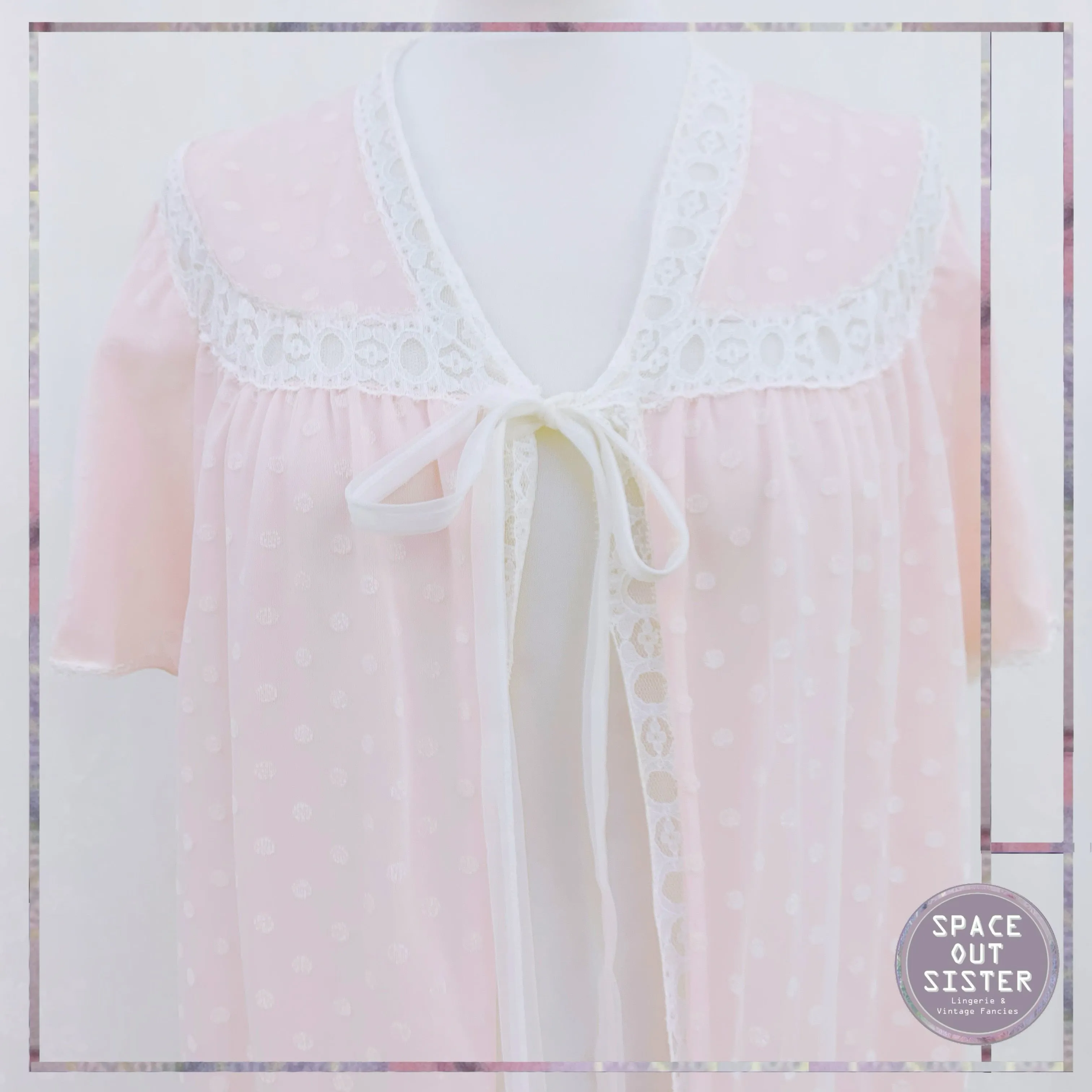 1980s Vintage Daisy Negligee