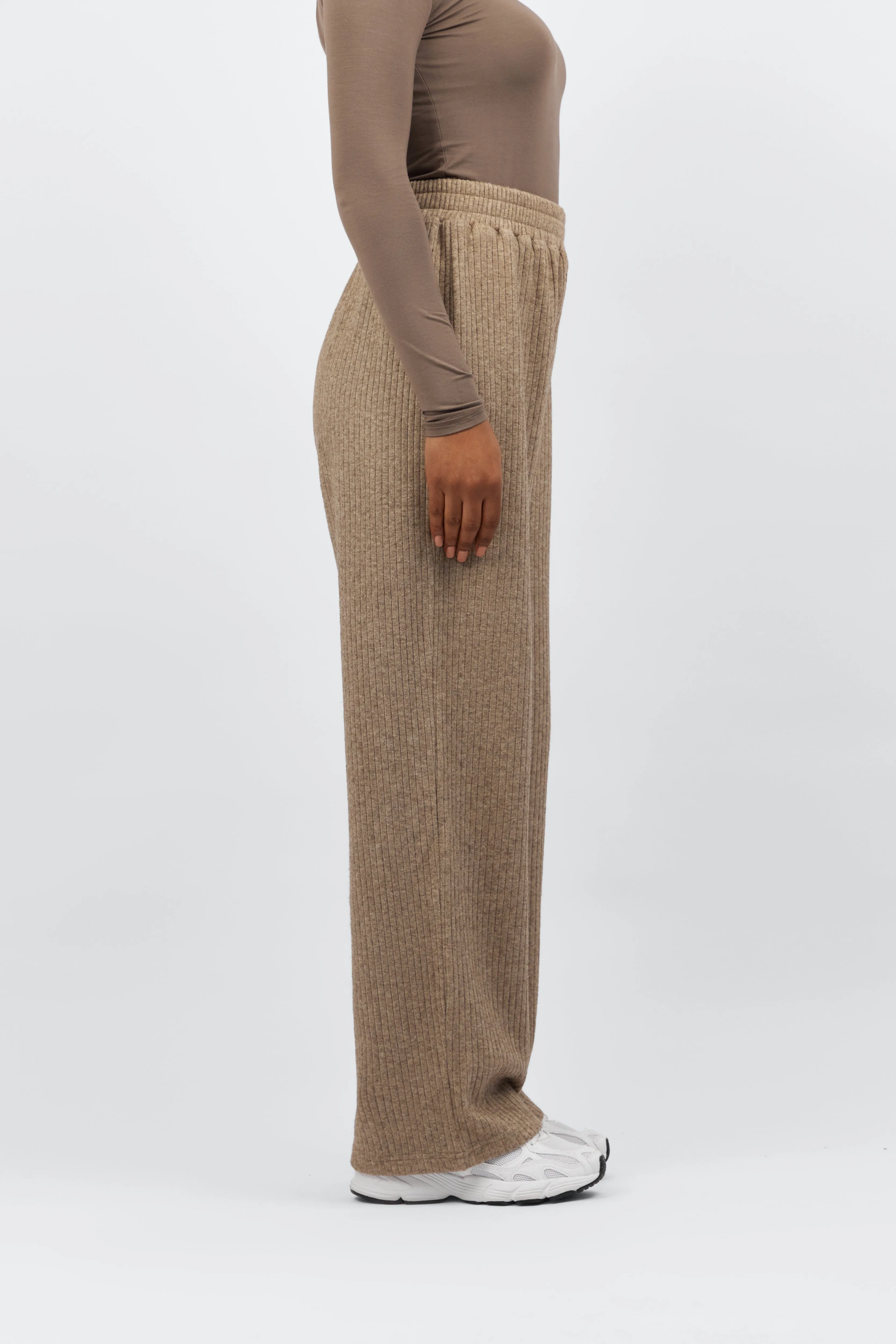 Knit Relaxed Fit Pants - Pecan
