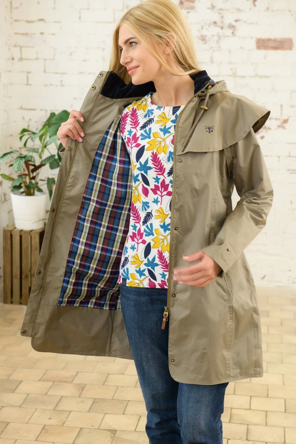 Lighthouse Outrider Jacket -FAWN