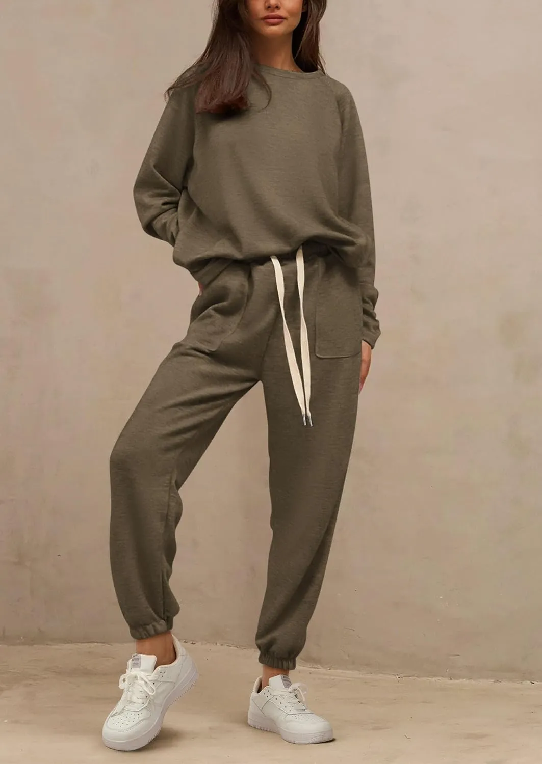 PRETTYGARDEN Women's 2 Piece Tracksuit Outfits Casual Long Sleeve Top High Waisted Sweatpants Lounge Jogger Set