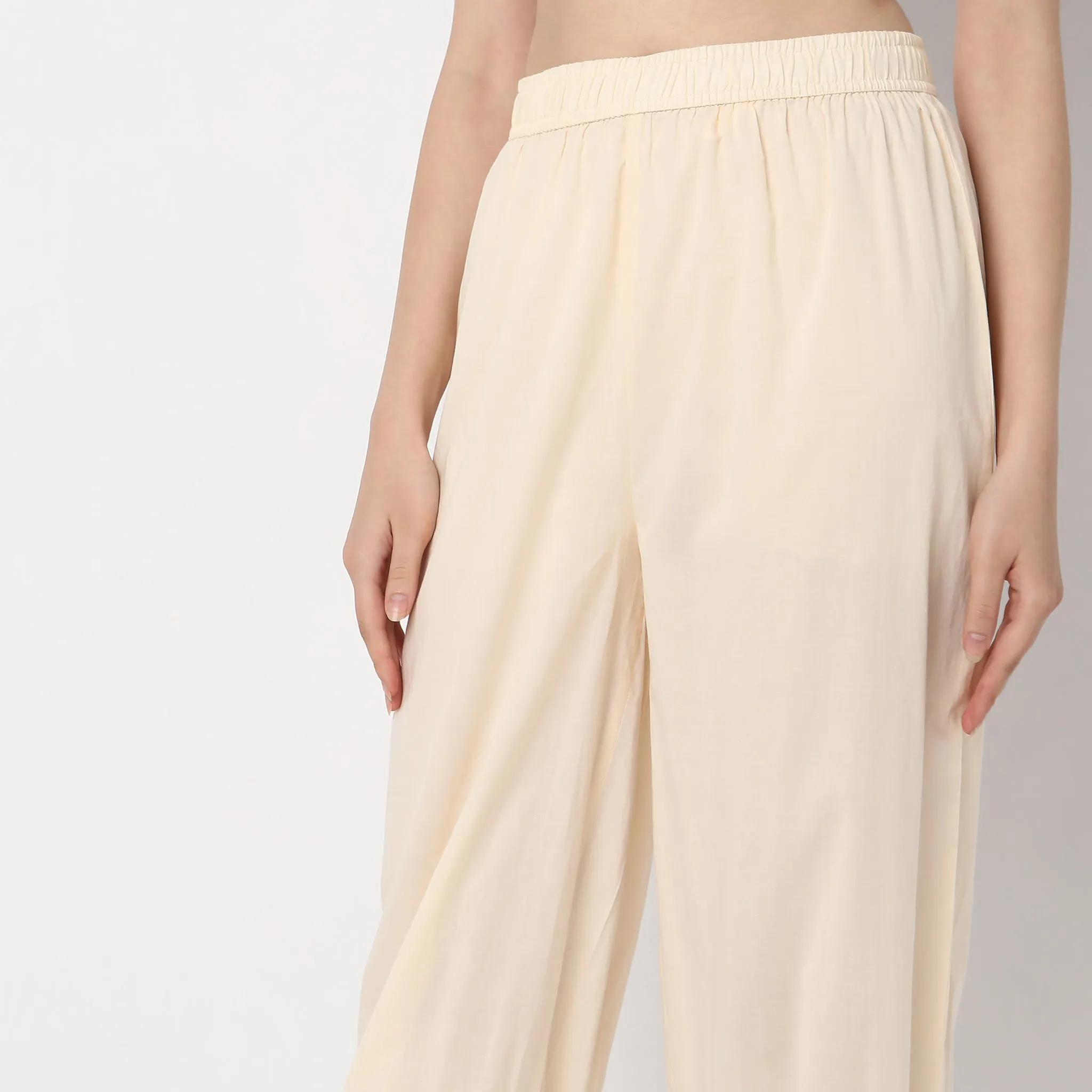 Relaxed Fit Solid High Rise Pants