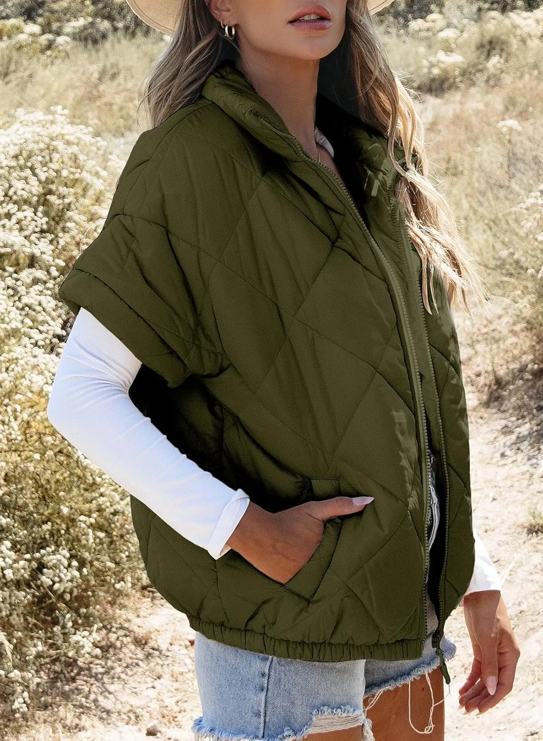 SHEWIN Quilted Jackets For Women 2024 Casual Lightweight Short Sleeve Zip Up Warm Vests