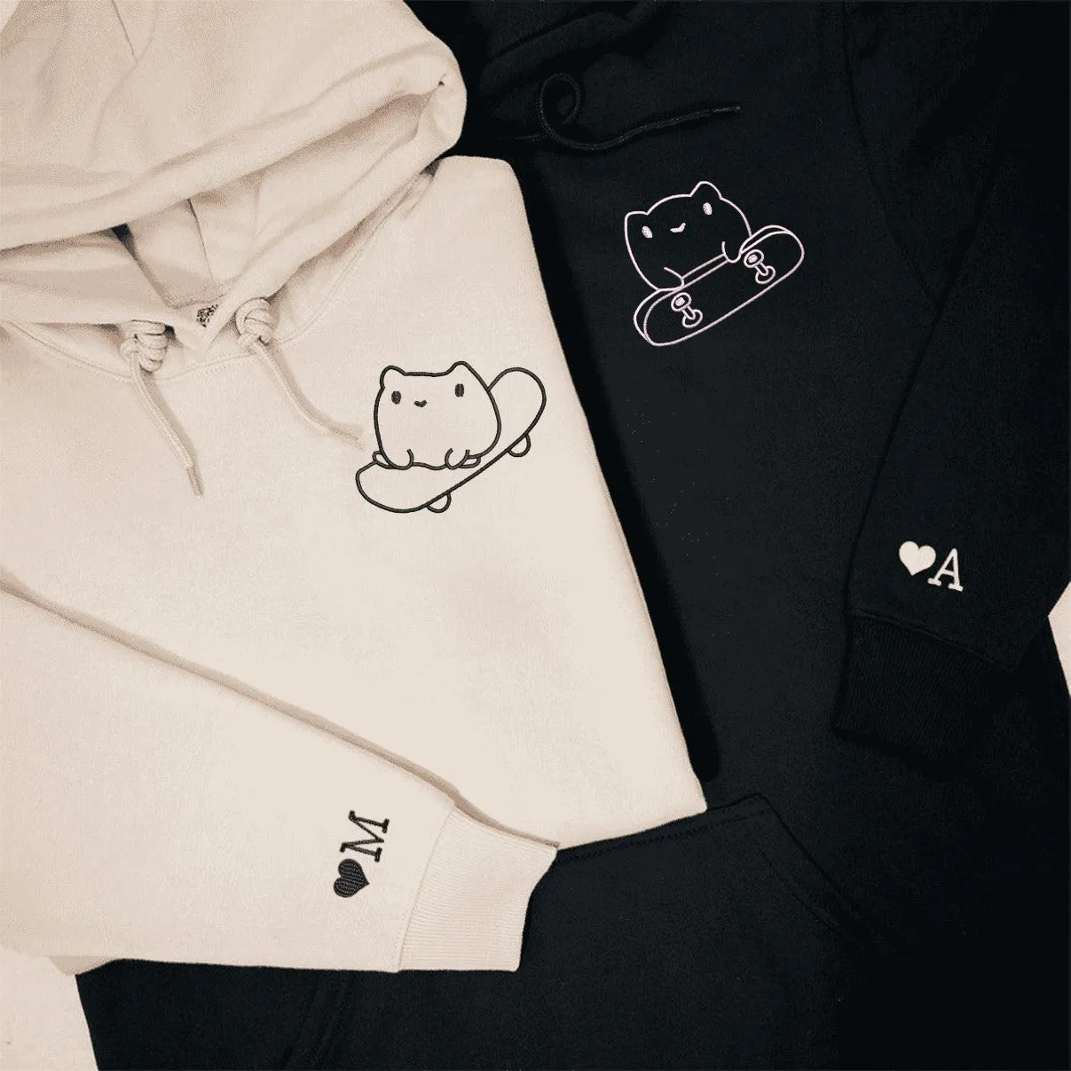 Skateboard Frog Couple Matching Hoodies - Custom Embroidered Sweatshirts For Couples